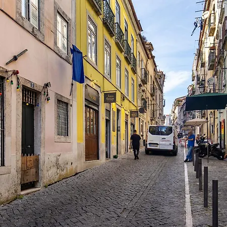 Whome Modern Retreat In Vibrant Bairro Alto アパート リスボン